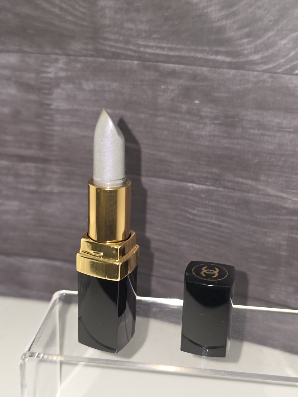 VINTAGE CHANEL HYDRASOLEIL LIPSTICK - "SOLEIL FRILEUX" **RARE!!**